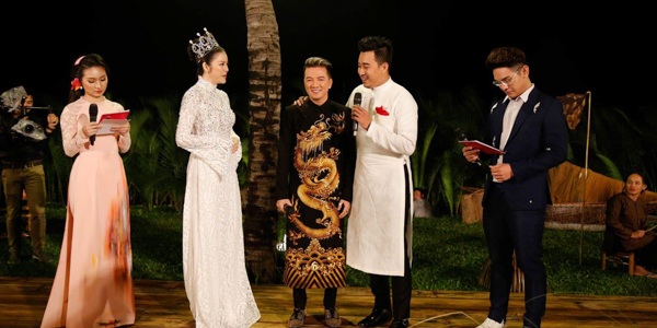 TAY FASHION SHOW BY AOZAI ABC